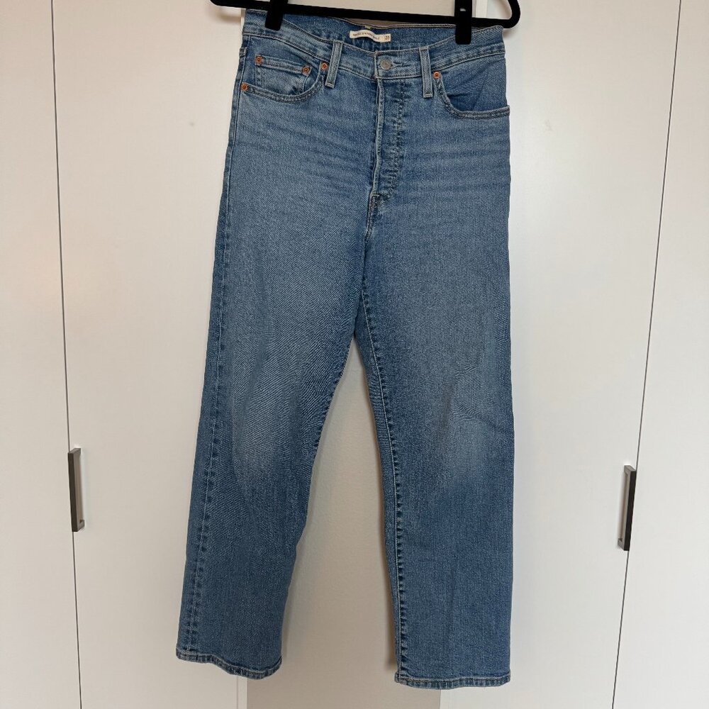 Levi's Ribcage Ankle Straight Jeans - Size 28